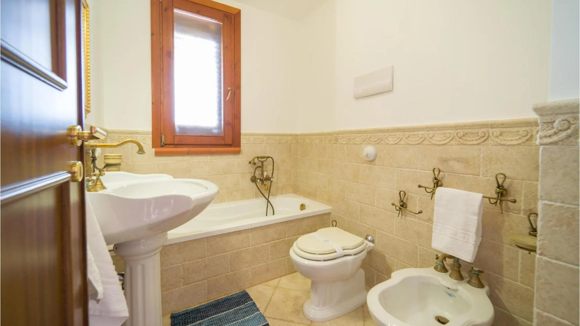 3 Bedroom Stunning Home In Torre Colonna-Sperone Mandra Capreria 別荘