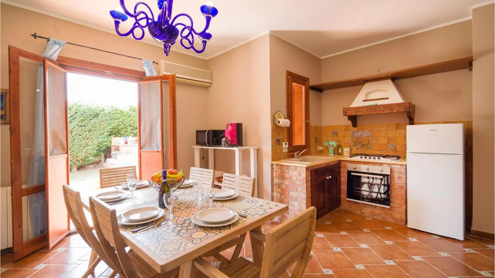 3 Bedroom Stunning Home In Torre Colonna-Sperone Mandra Capreria 別荘